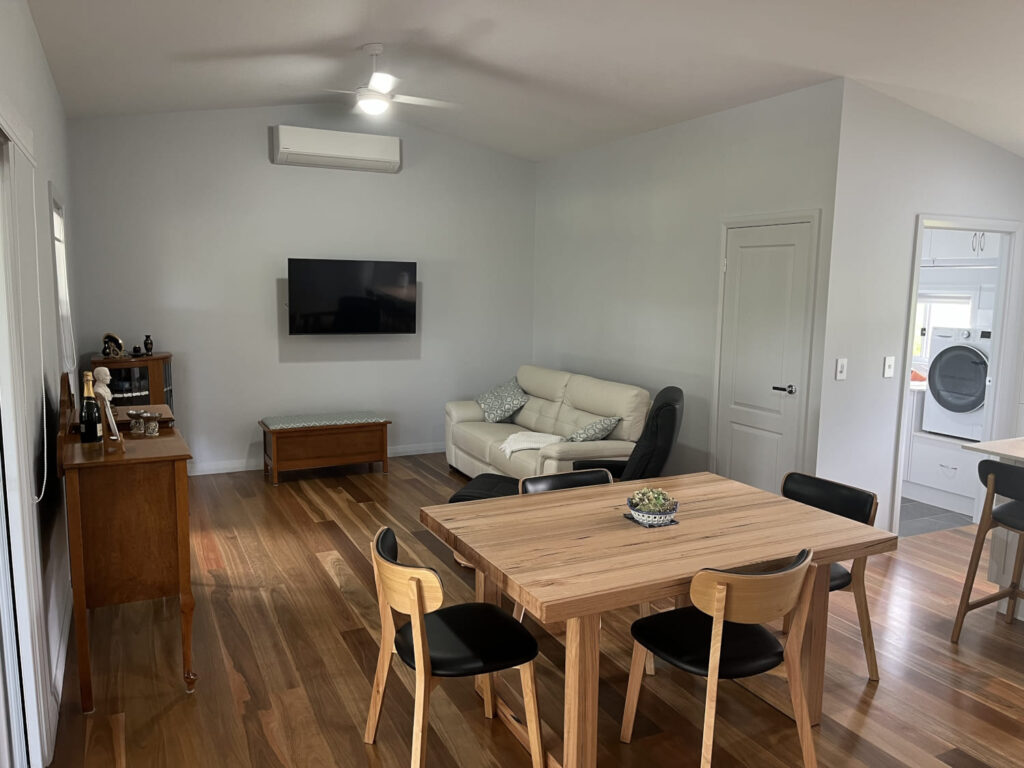 Braeview 12 granny flat living
