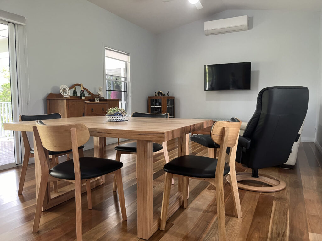 Braeview 14 granny flat living